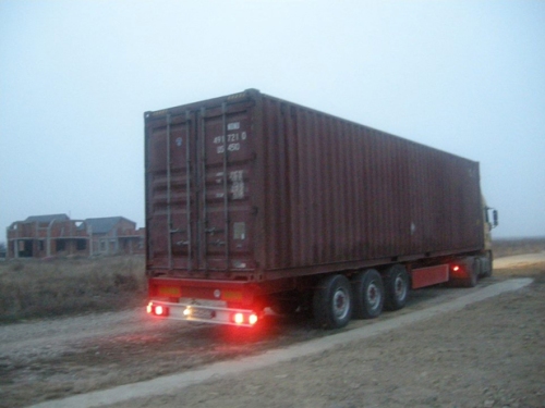 40ft Container Arriving in Romania!